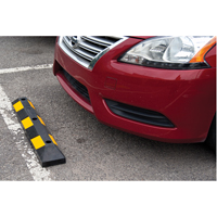 Parking Curb, Rubber, 3' L, Black/Yellow SEH140 | Southpoint Industrial Supply