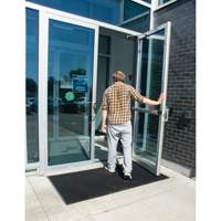 Outdoor Entrance Matting, Rubber, Scraper Type, Textured Pattern, 2' x 2-2/3', Black Southpoint Industrial Supply