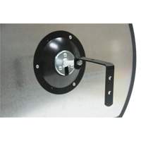 Roundtangular Convex Mirror with Bracket, 18" H x 26" W, Indoor/Outdoor SGI562 | Southpoint Industrial Supply