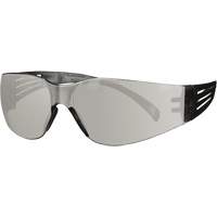 Lunettes de protection de s&eacute;rie 100 SecureFit, Lentille Gris/Int&eacute;rieur/ext&eacute;rieur, Antibu&eacute;e/Anti-&eacute;gratignures, ANSI Z87+/R&eacute;pond ou surpasse la norme CSA Z94.3 Southpoint Industrial Supply