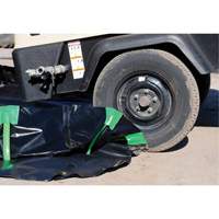 Ultra-Containment Berm&reg;, 179 US gal. Capacity, 4' W x 6' L x 12" H, Stake Wall Southpoint Industrial Supply