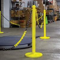 Bicolour Plastic Barrier Chain, Green/White Southpoint Industrial Supply