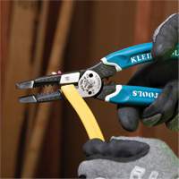 Outil polyvalent Klein-Kurve pour d&eacute;nuder, couper et sertir les fils, 8-1/4" lo, 8 - 20 AWG Southpoint Industrial Supply