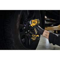 XTREME Brushless Cordless Impact Wrench, 12 V, 1/2" Socket Southpoint Industrial Supply