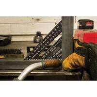 &eacute;querre de charpentier magn&eacute;tique grav&eacute;e au laser Johnny Square&reg; de 7 po Southpoint Industrial Supply